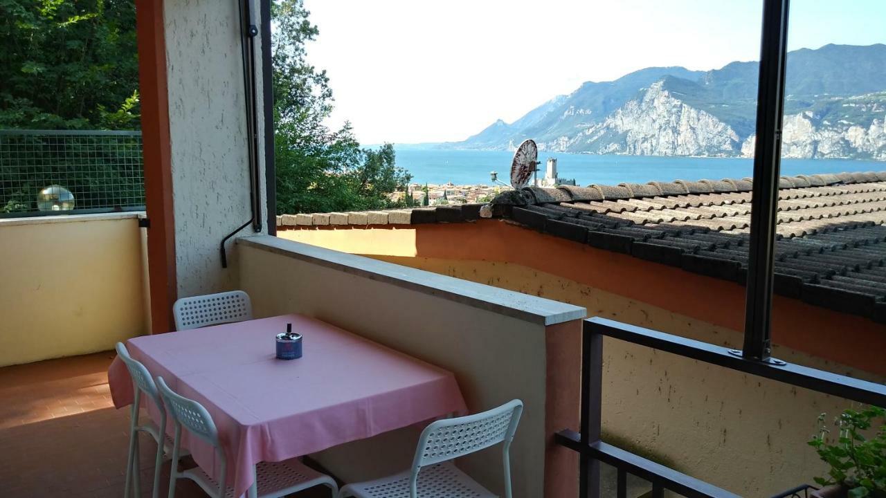Apartament Luna Wifi Free - Malcesine Exterior photo